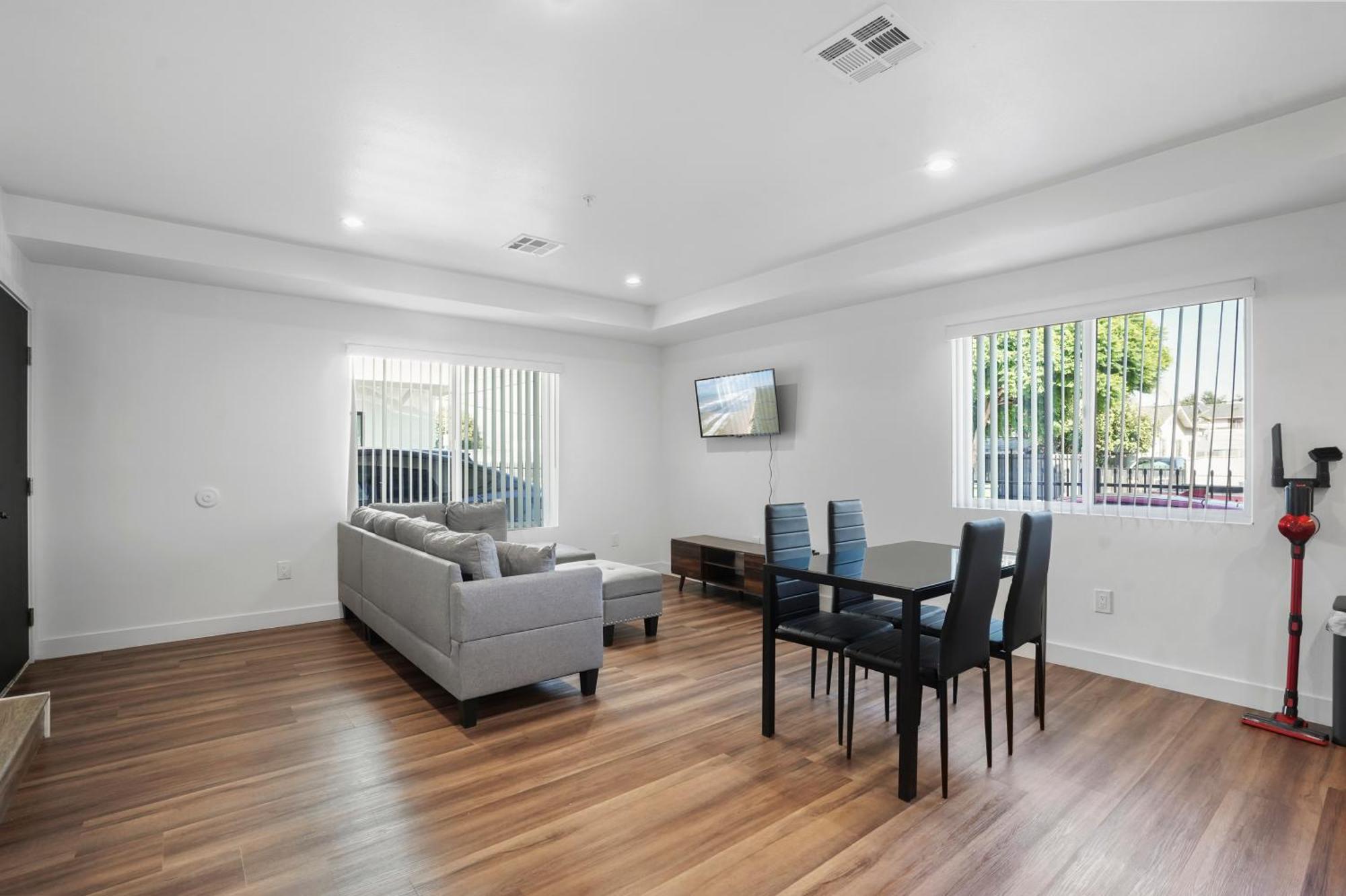 Spacious Bedroom With Shared Bathroom Los Angeles Dış mekan fotoğraf